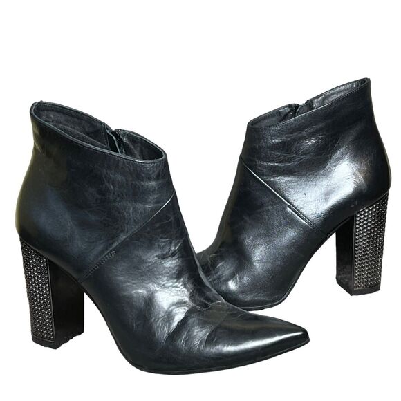 Lasocki Ankle Boots US 8 Black Leather Studded Heels Modern Chic Urban Side Zip - Picture 1 of 16